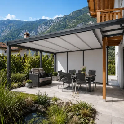 Terrassenüberdachung aus Glas und Aluminium